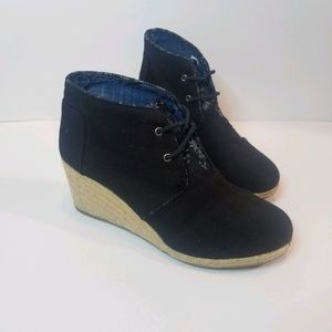 TOMS Desert Wedge Ankle Boot